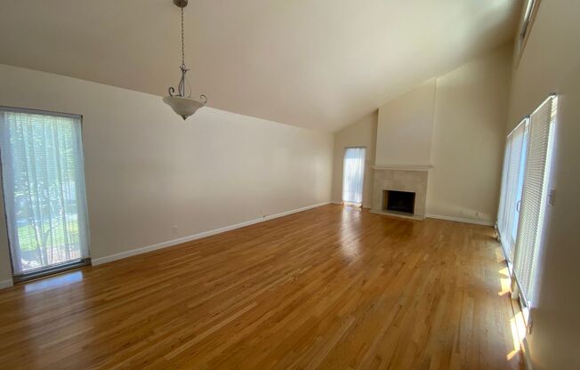 1100 Island Dr - 30% Rental Fee