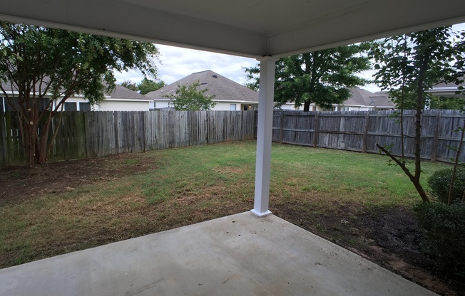 3 beds, 2 baths, $1,800