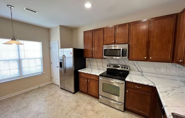 3124 BINGHAMPTON LN