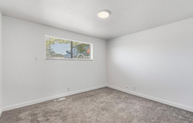 2 beds, 1 bath, 620 sqft, $1,125, Unit 9