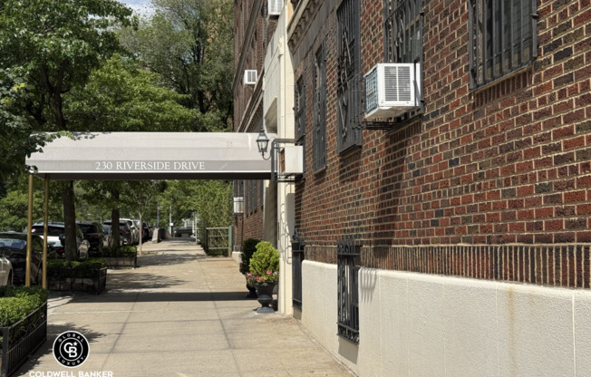 Studio, 1 bath, 430 sqft, $3,100, Unit 8F