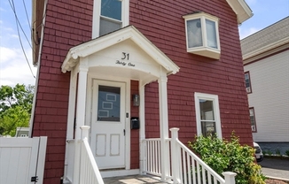 31 WARDWELL AVE