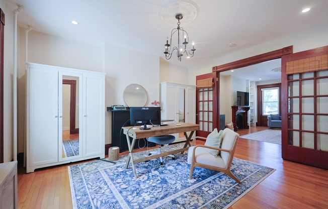 13 EDEN ST