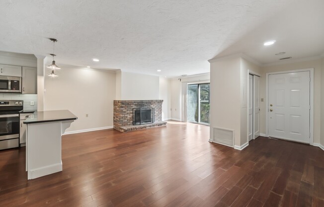 152 QUINCY SHR DR