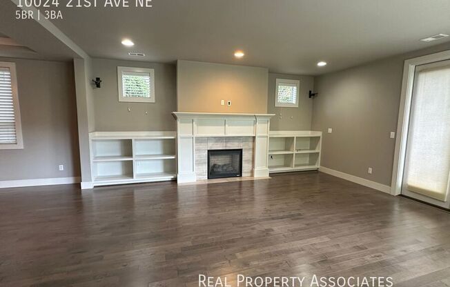 10024 21 AVE NE
