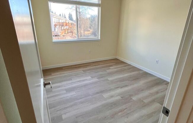 2 beds, 1 bath, $1,875, Unit E202