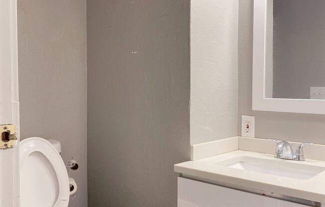 Rental -- Queen Anne