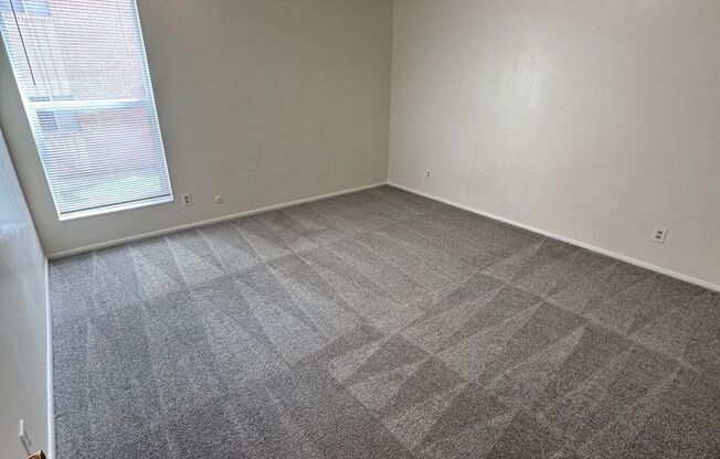 2 beds, 2 baths, 1,112 sqft, $1,245, Unit Unit 25