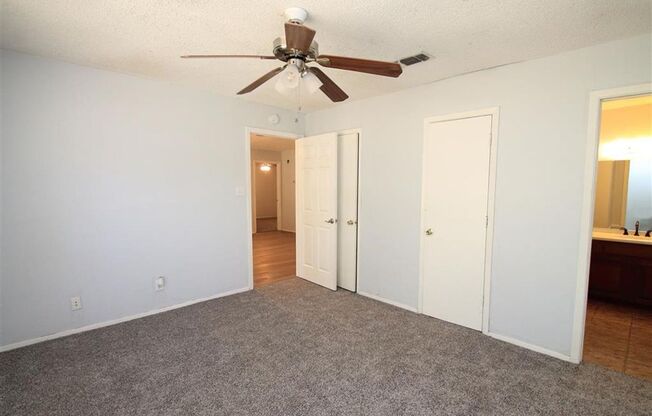 3 beds, 2 baths, $1,300