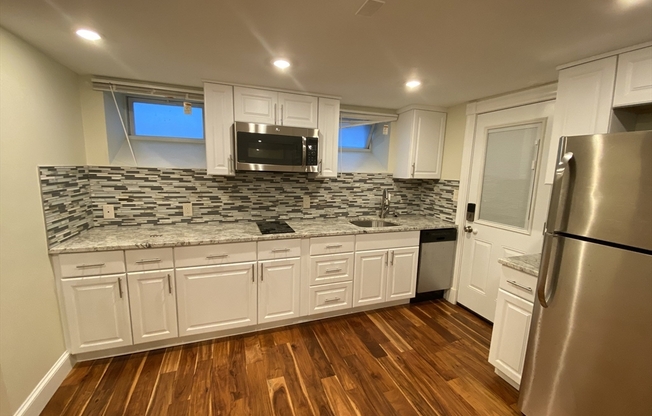 16 Crescent Ave