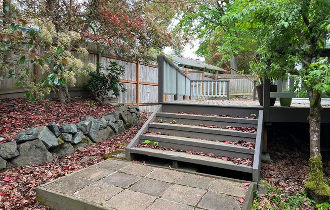 Private access to Lake Sammamish house
