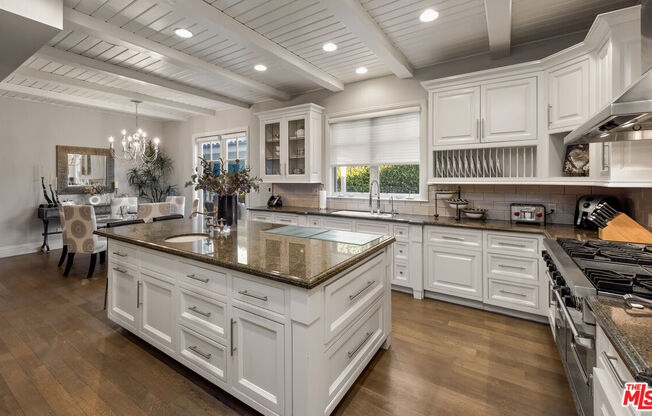 1064 AMALFI DR