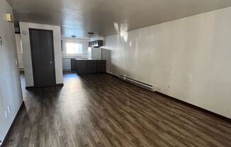 2 beds, 1 bath, 850 sqft, $1,395, Unit 2