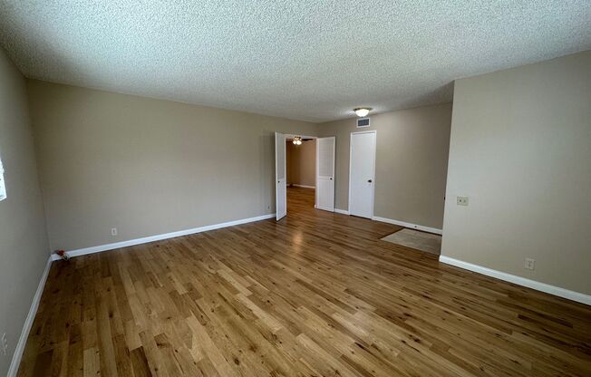 Stunning West Hills 3+2 Completely Remodeled