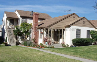 815 N VERDUGO RD