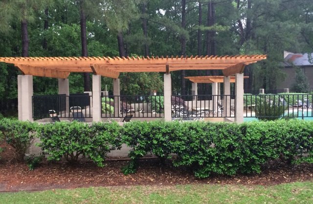 Three Oaks Apartments