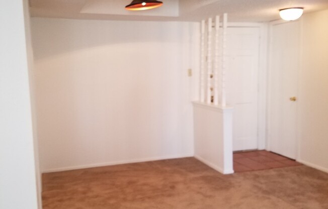 1 bed, 1 bath, 641 sqft, $800, Unit *421