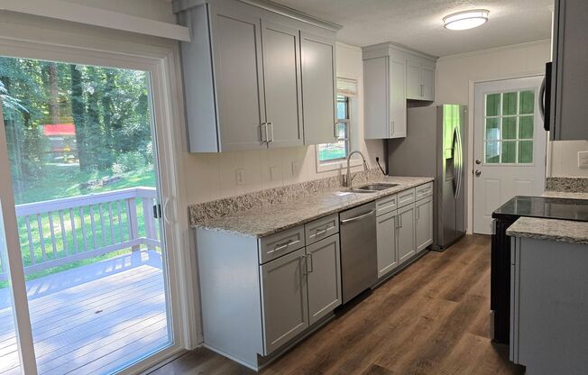 Renovated 3 bed 1.5 bath home located in Mableton