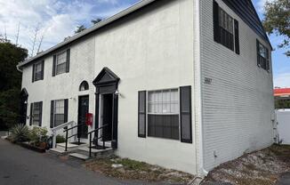 3007 S MANHATTAN AVE