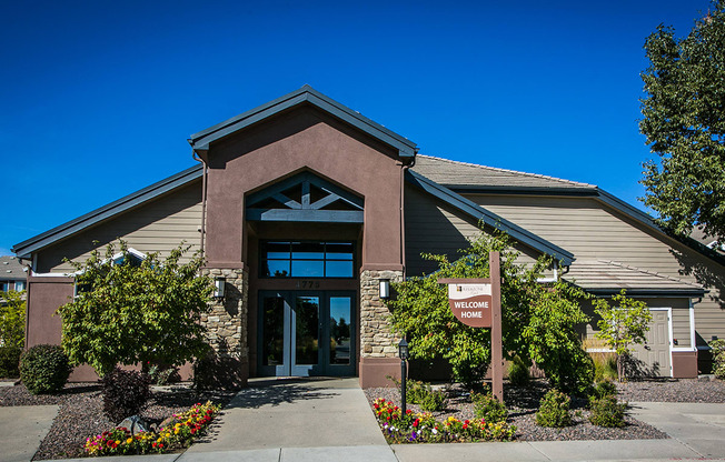 Leasing Office at Redstone Rnach Apartments in Denver, CO 80249