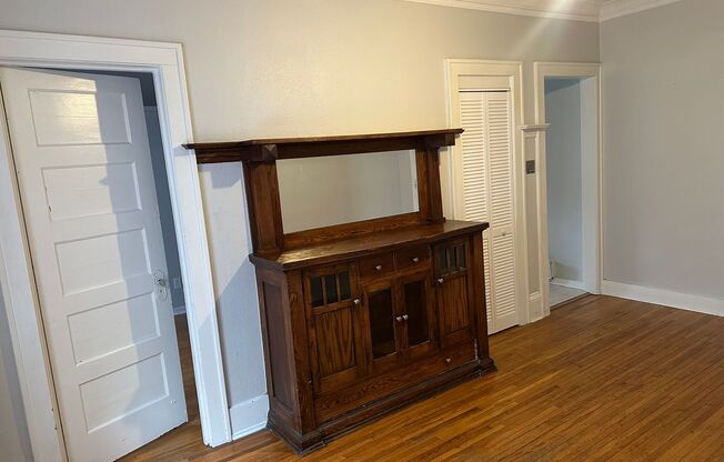 1 bed, 1 bath, 560 sqft, $1,195, Unit 306