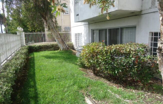 975 Manzanita St.
