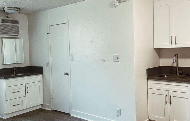 Studio, 1 bath, 414 sqft, $1,775