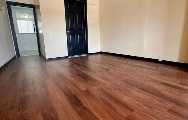 Stunning 3-Bedroom Townhome in Frankford! Available NOW!