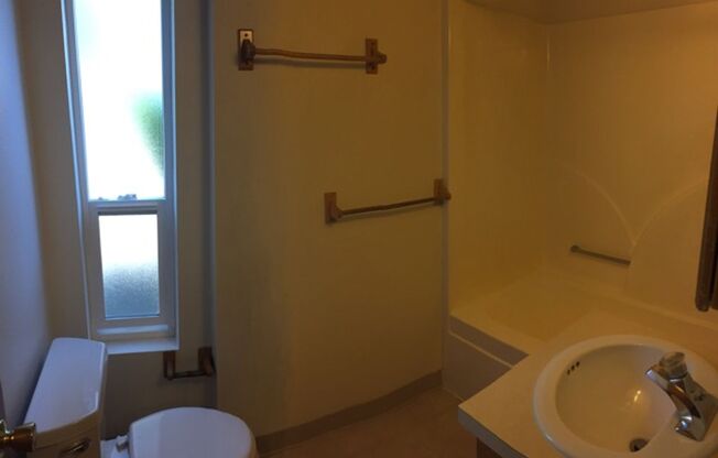 Stratford Apartments