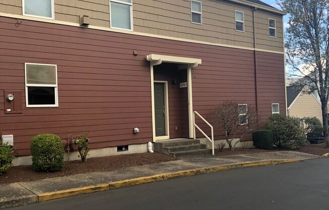 2 beds, 2 baths, $1,995