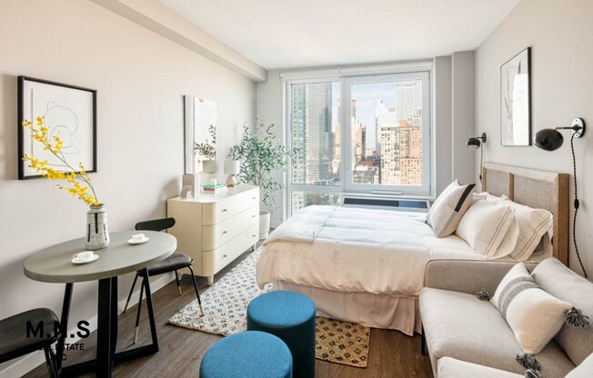 Studio, 1 bath, $3,765, Unit 2915