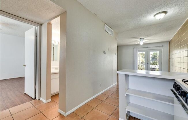 2 beds, 2 baths, 825 sqft, $1,200, Unit K733 - 311 - 204