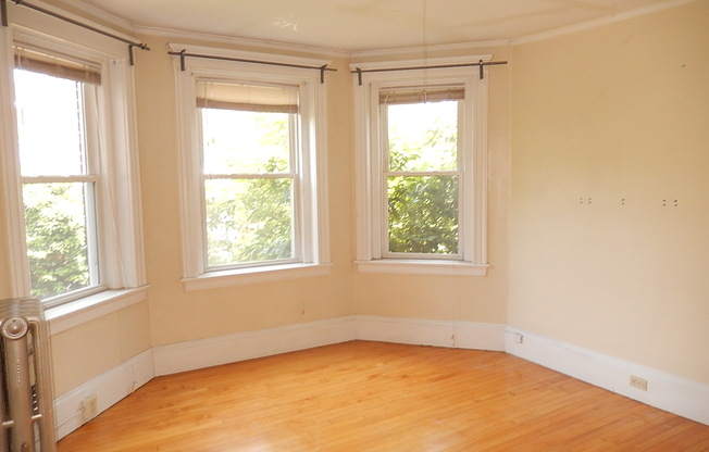 8 Craigie Cir.
