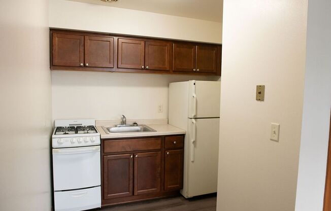 605 - 1500 S. 92nd