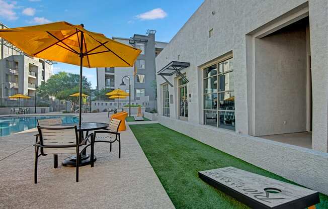Rio Paradiso Apartment Homes - outside area