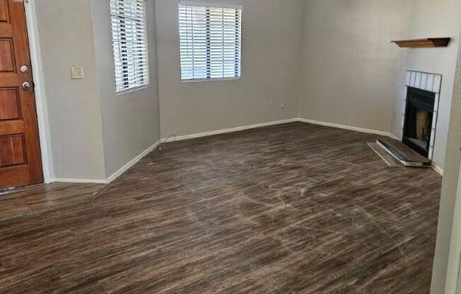 Fantastic 2bdrm condo Union Hills and 19th ave