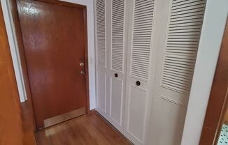 1 bed, 1 bath, 800 sqft, $1,050, Unit 103