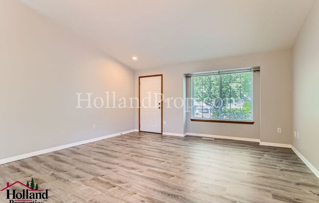 Beautiful 4-Bedroom, 2.5-Bath Home Near Parks & Trails in Beaverton