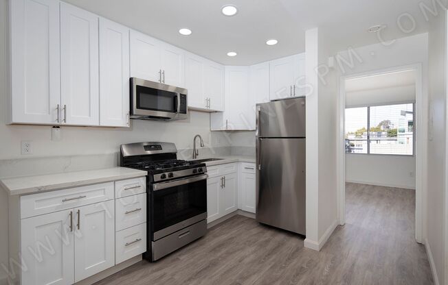 1 bed, 1 bath, $2,095, Unit 03