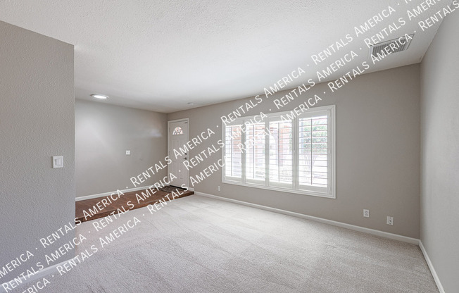 1360 W ESPLANADE ST