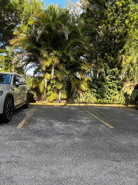 4265 NORTHWEST S TAMIAMI CANAL DR