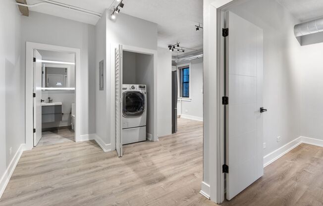 1 bed, 1 bath, 373 sqft, $1,750, Unit 203