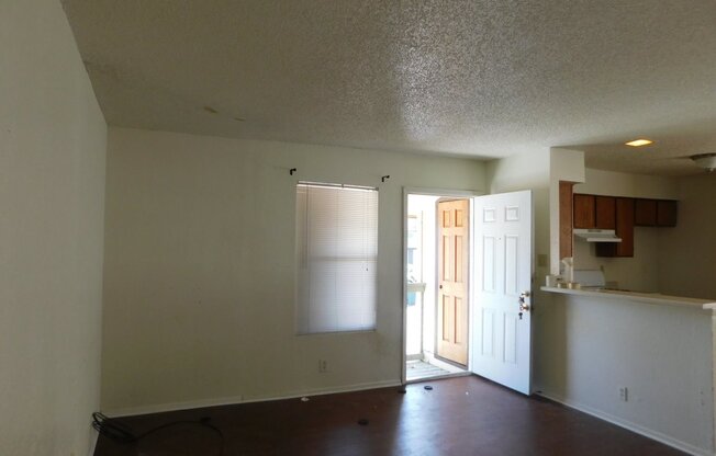 Bezdeka Properties1 (2205 Leah Cv)