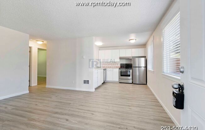 2 beds, 1 bath, 725 sqft, $1,600