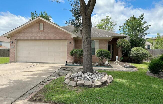 15318 GRIGGS PT LN