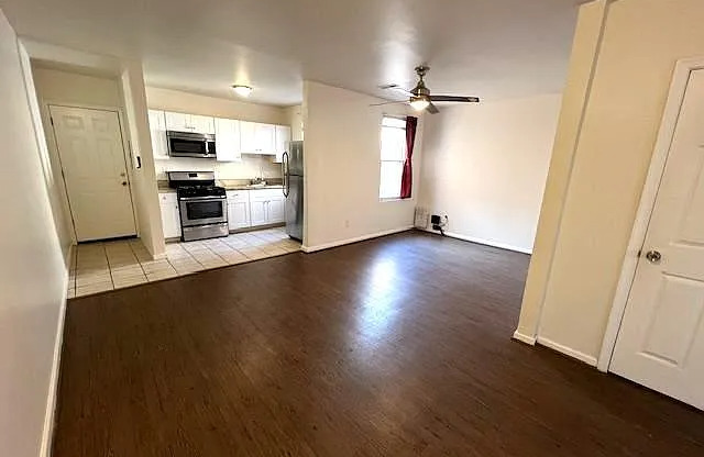 717 EUCLID ST NW