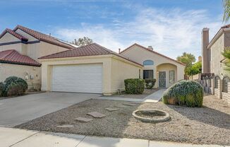 3 bedroom single story in Henderson!