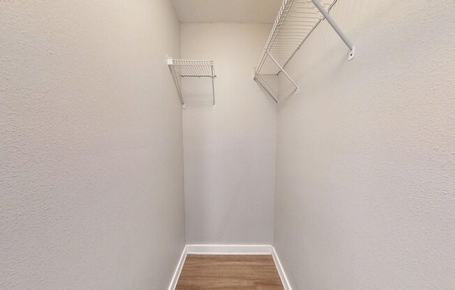 2 beds, 1 bath, 745 sqft, $1,100