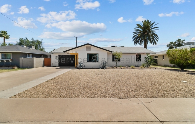 2121 W AVALON DR