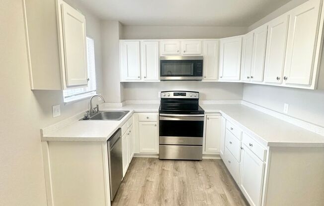 1 bed, 1 bath, 750 sqft, $1,295, Unit King 2615 Unit C